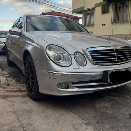 MERCEDES-BENZ E 500 5.0 AVANTGARDE V8 GASOLINA 4P AUTOMÁTICO